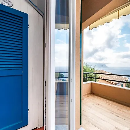 Alba E Tramonto Holiday home