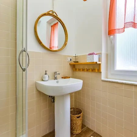 Alba E Tramonto Holiday home *